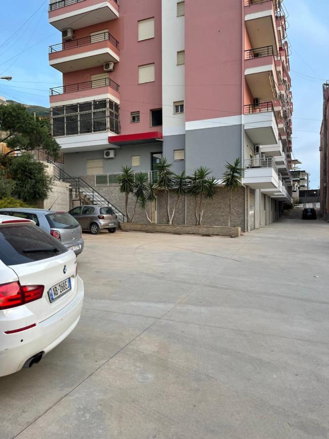 Donantelo Hotel Vlore Vlorë Exterior foto